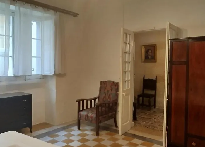 Διαμέρισμα Heritage Treasure 1 *